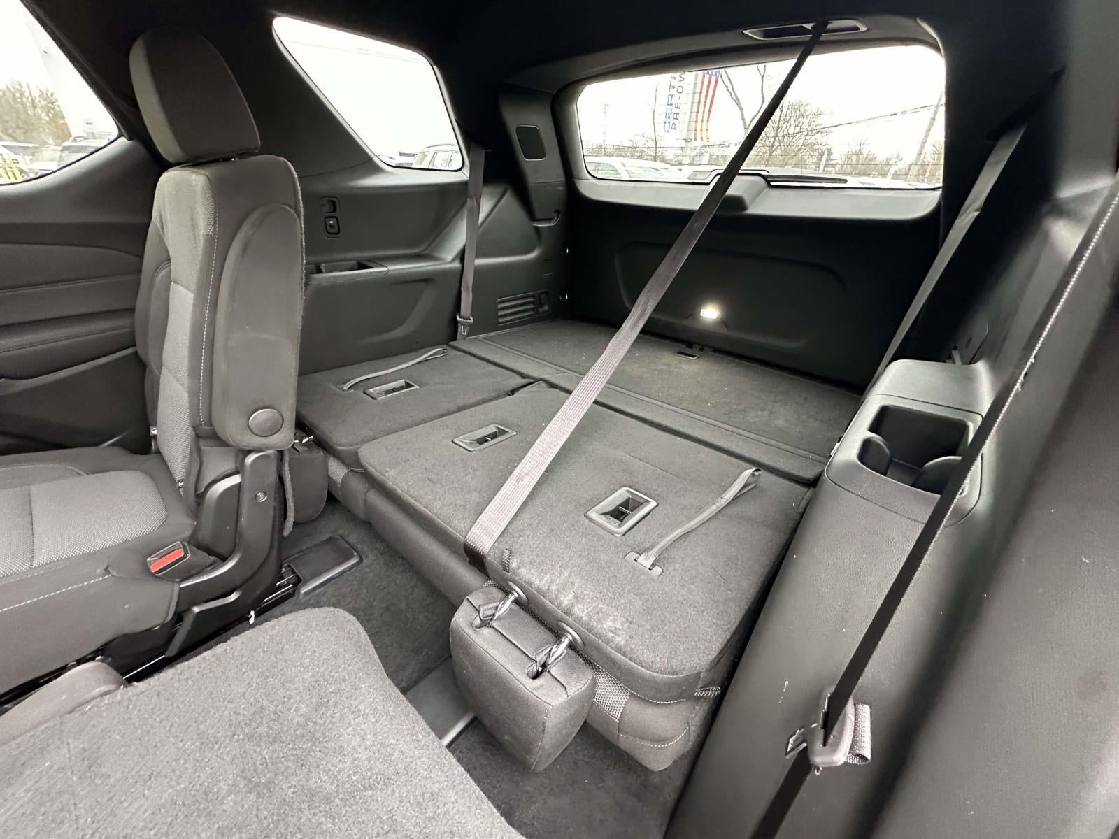 2023 Chevrolet Traverse AWD LT Cloth