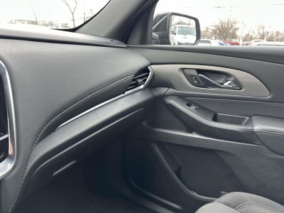 2023 Chevrolet Traverse AWD LT Cloth