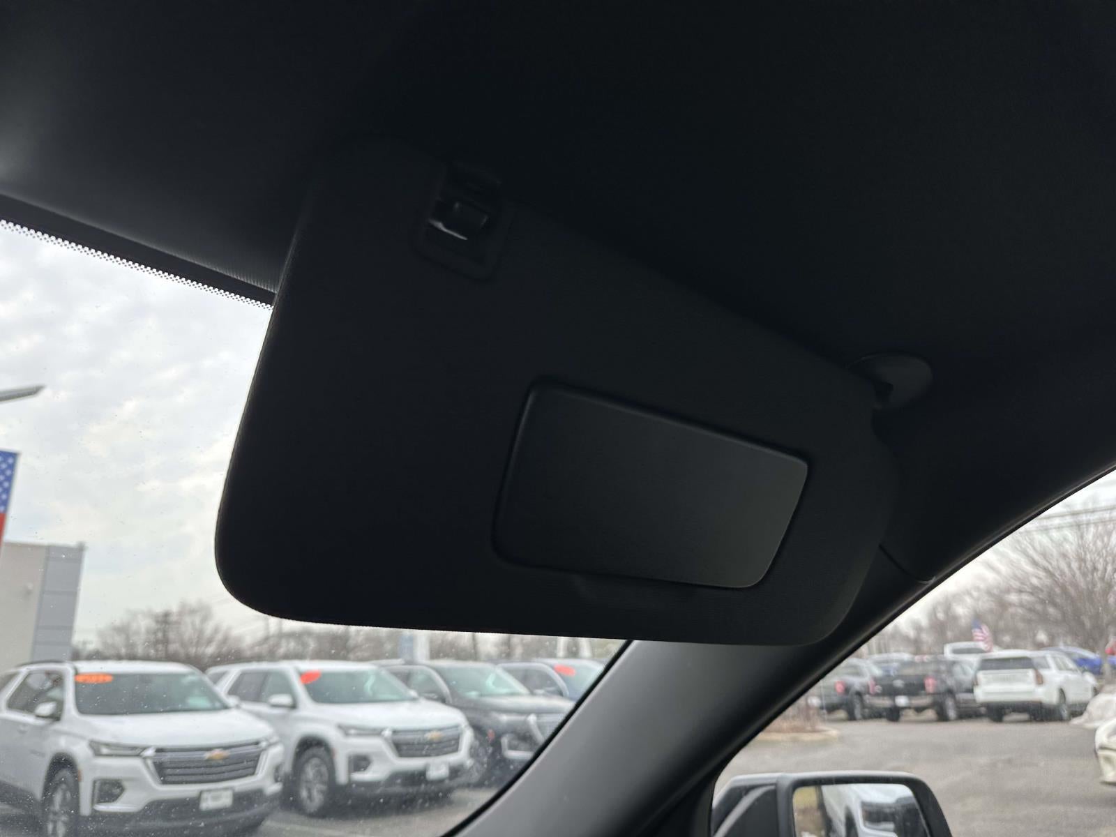 2023 Chevrolet Traverse AWD LT Cloth