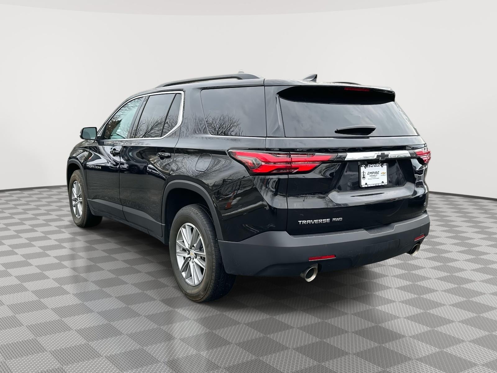 2023 Chevrolet Traverse AWD LT Cloth