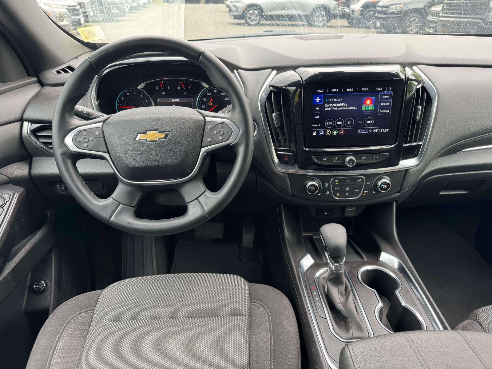 2023 Chevrolet Traverse AWD LT Cloth