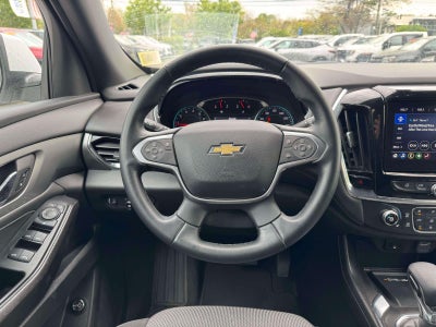2023 Chevrolet Traverse AWD LT Cloth