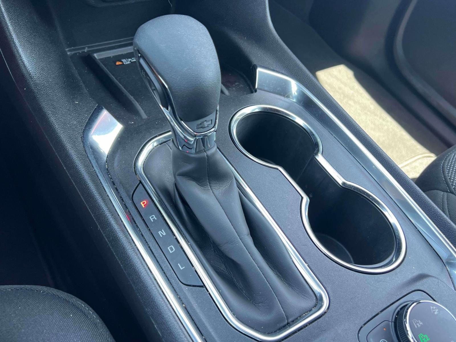 2023 Chevrolet Traverse AWD LT Cloth
