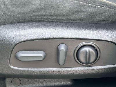 2023 Chevrolet Traverse AWD LT Cloth