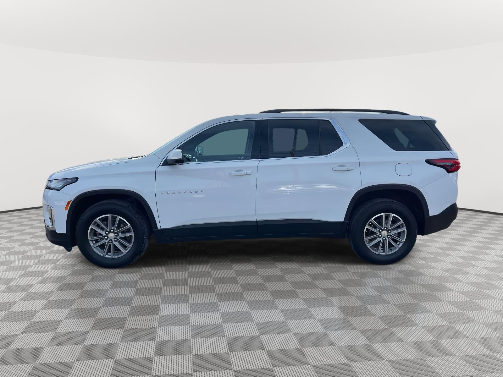 2023 Chevrolet Traverse AWD LT Cloth