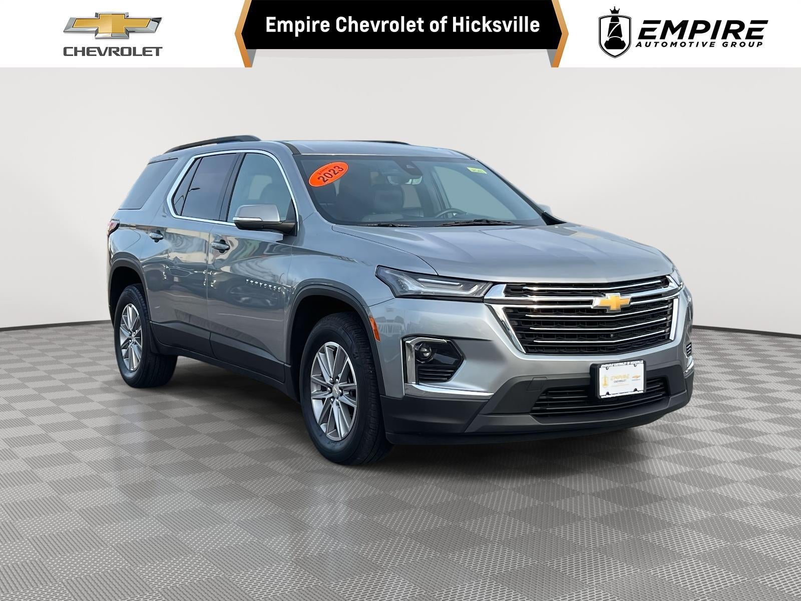 2023 Chevrolet Traverse AWD LT Cloth