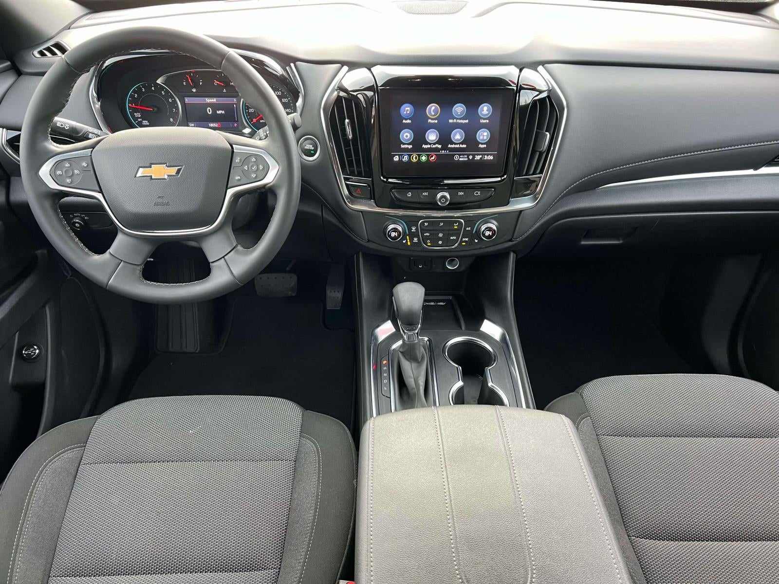 2023 Chevrolet Traverse AWD LT Cloth