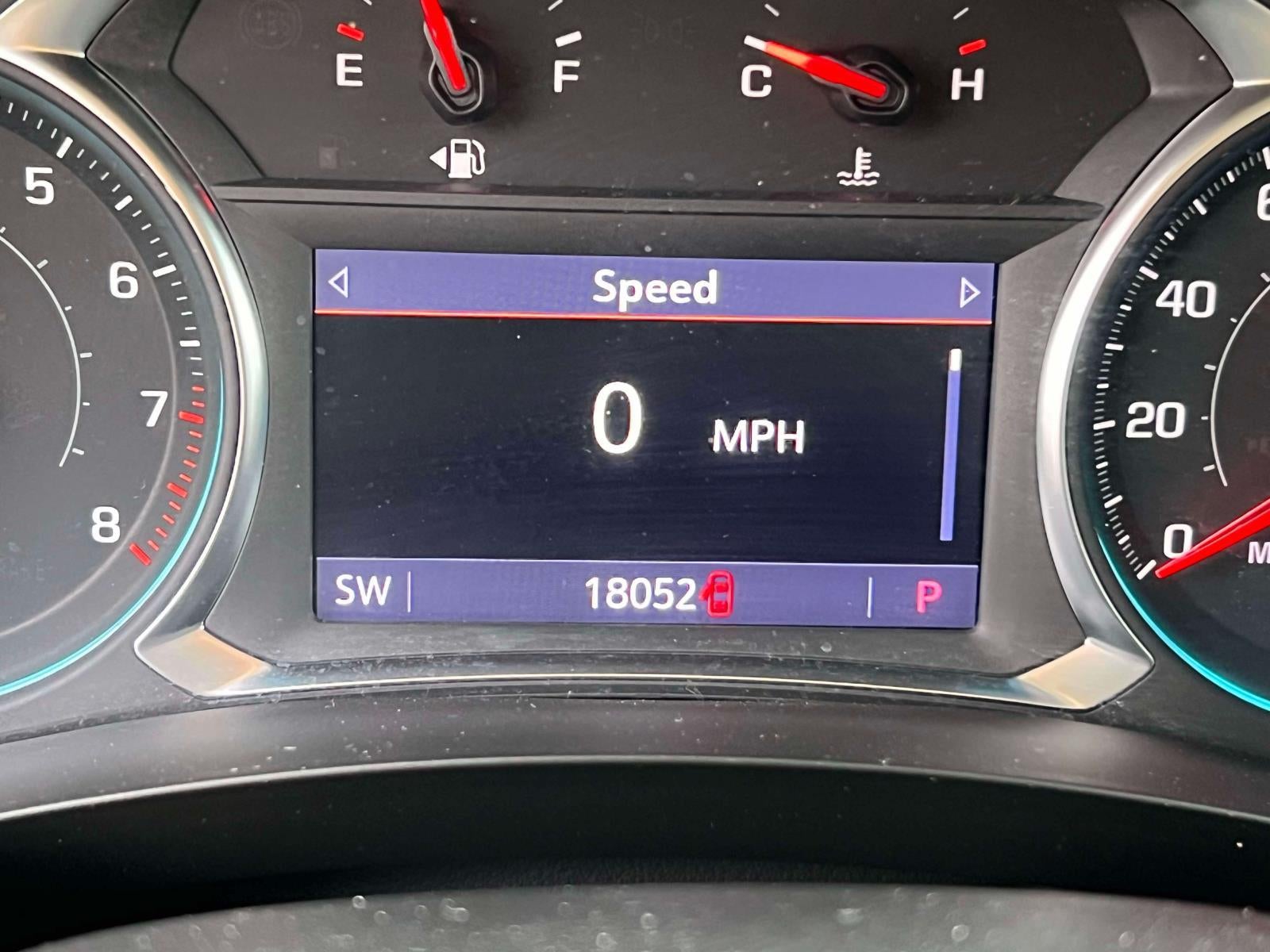 2023 Chevrolet Traverse AWD LT Cloth