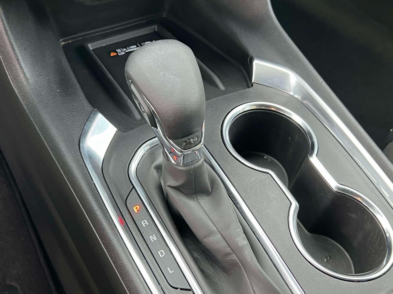 2023 Chevrolet Traverse AWD LT Cloth