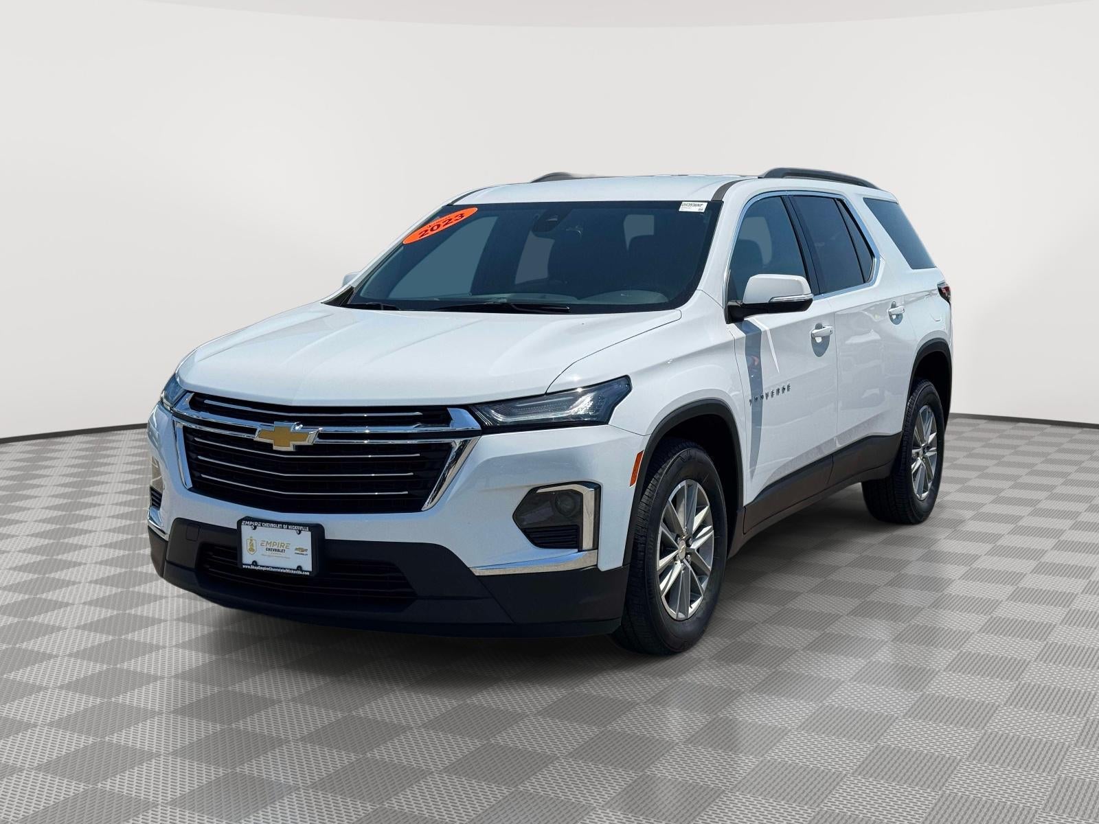 2023 Chevrolet Traverse AWD LT Cloth