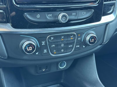 2023 Chevrolet Traverse AWD LT Cloth