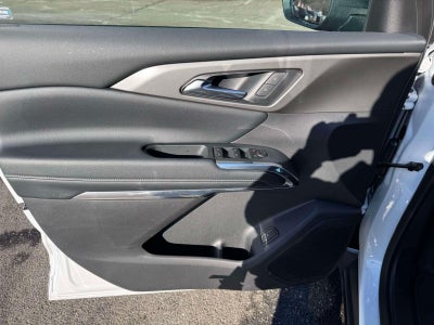 2025 Chevrolet Traverse AWD LT