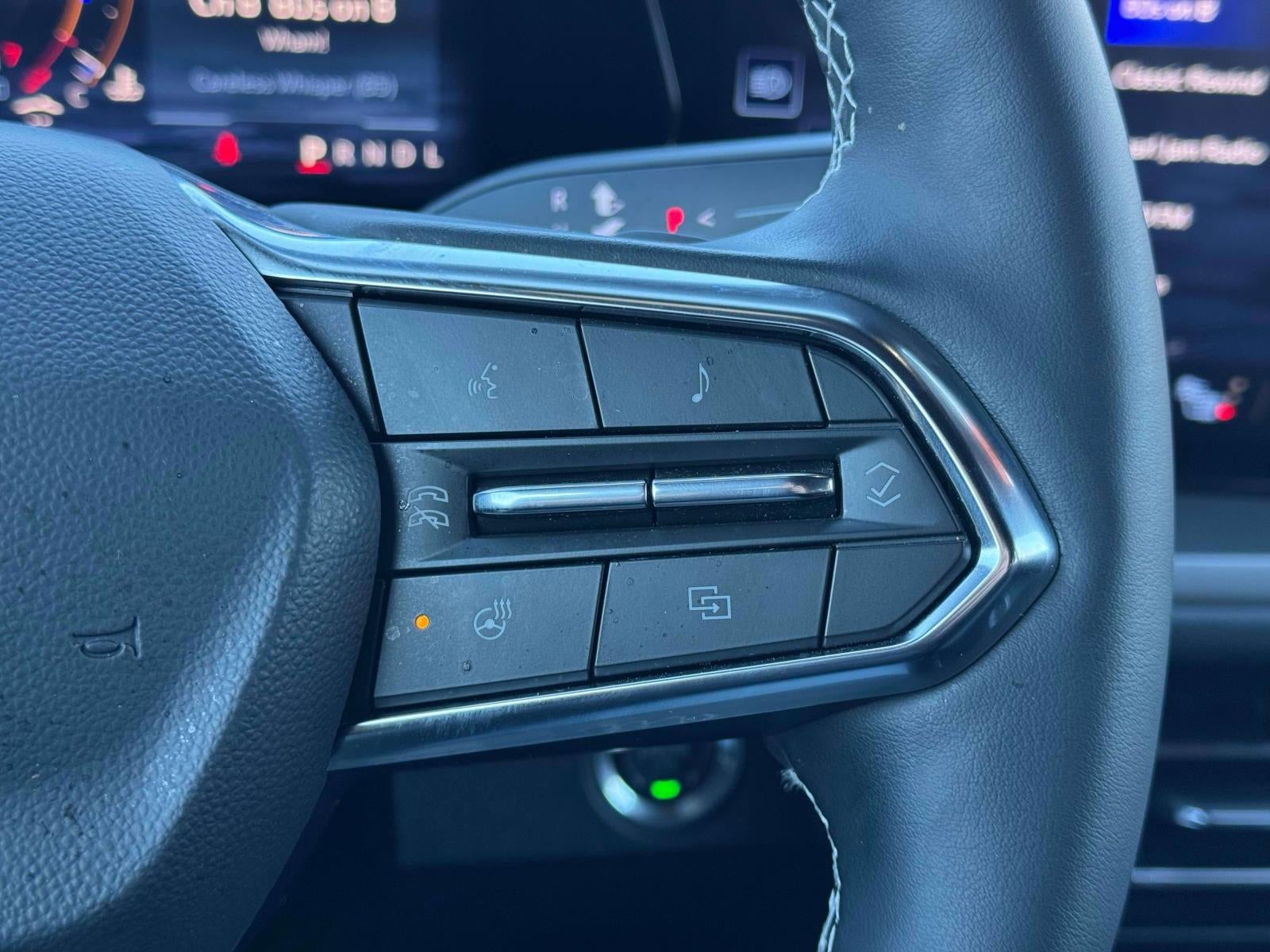 2025 Chevrolet Traverse AWD LT