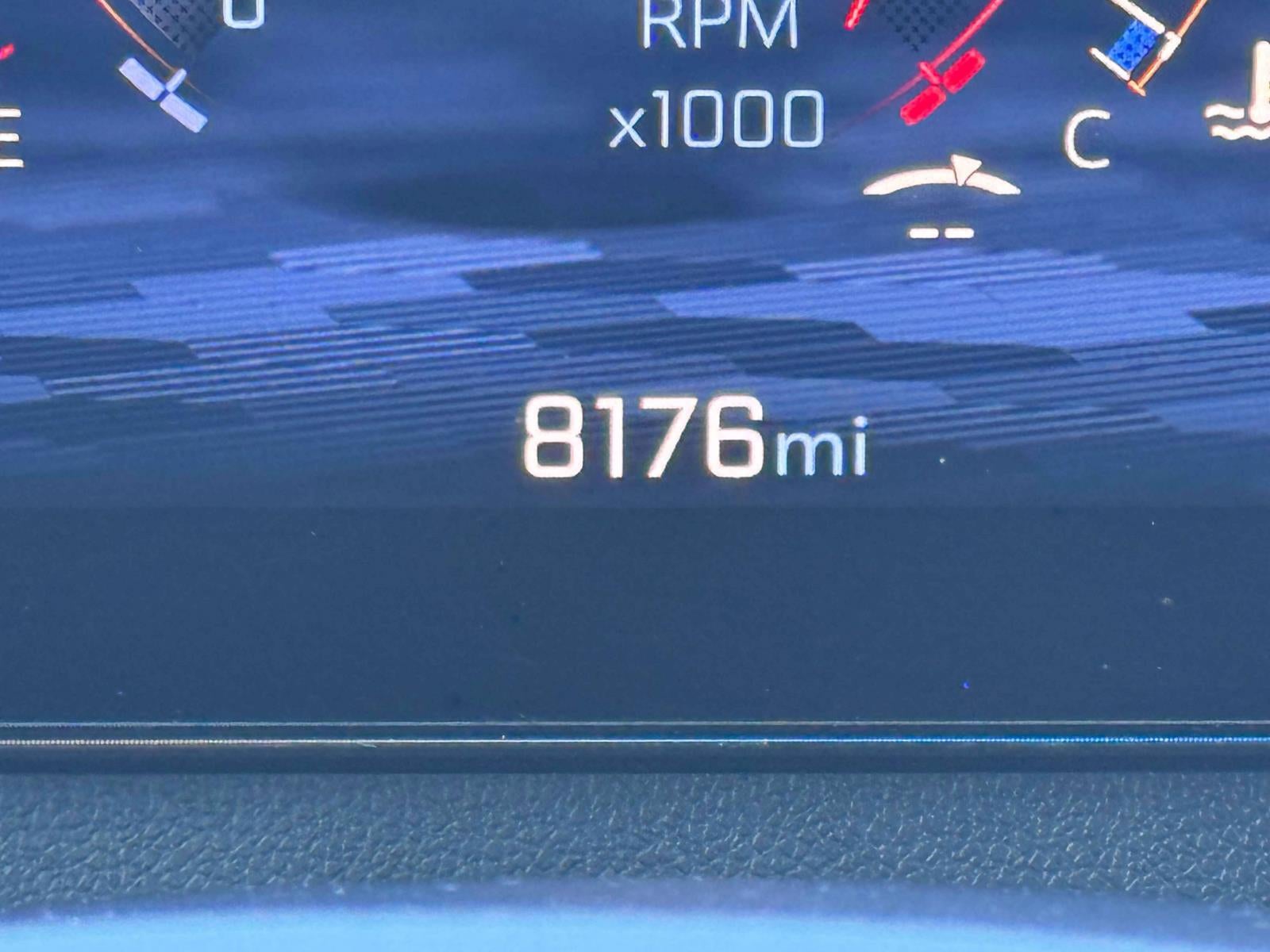 2025 Chevrolet Traverse AWD LT