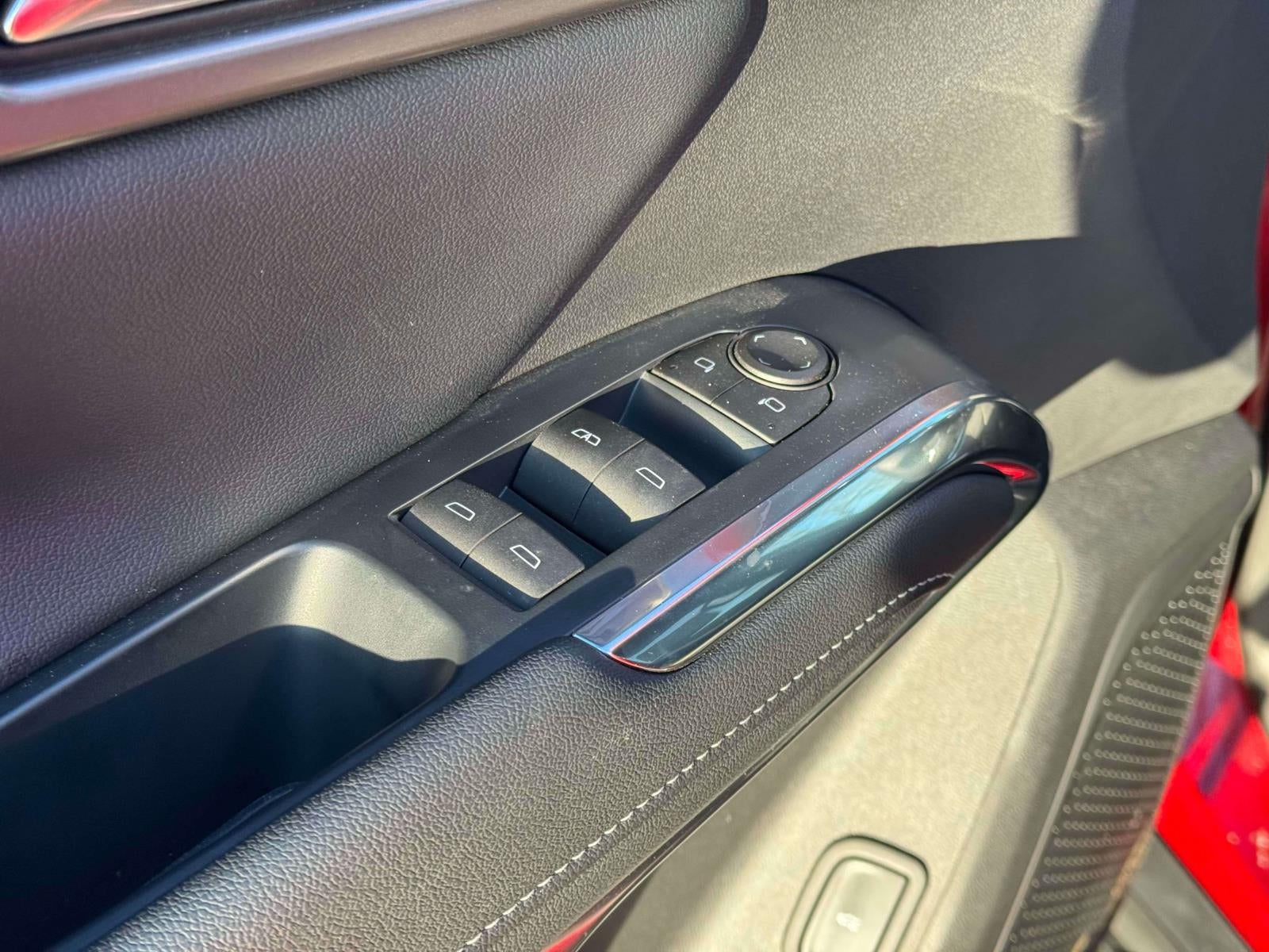 2025 Chevrolet Traverse AWD LT