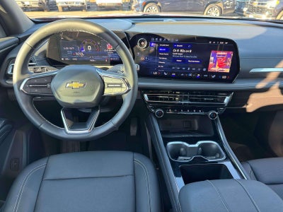 2025 Chevrolet Traverse AWD LT