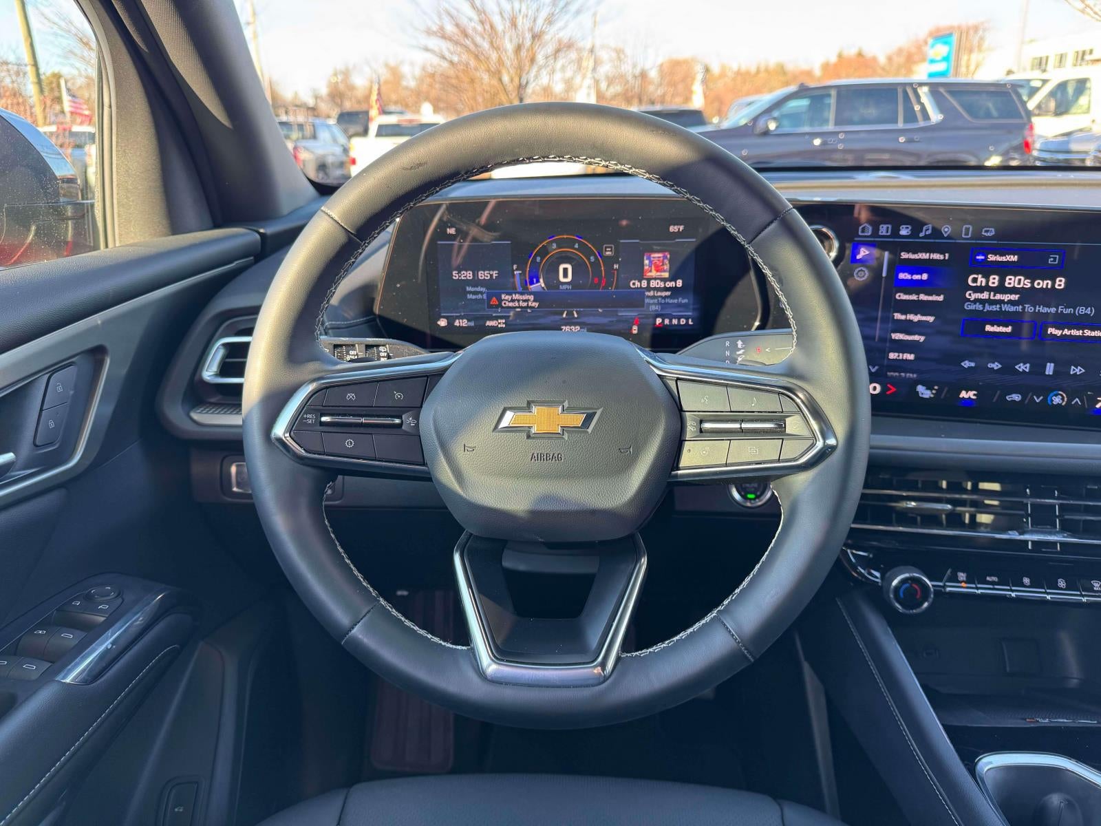 2025 Chevrolet Traverse AWD LT