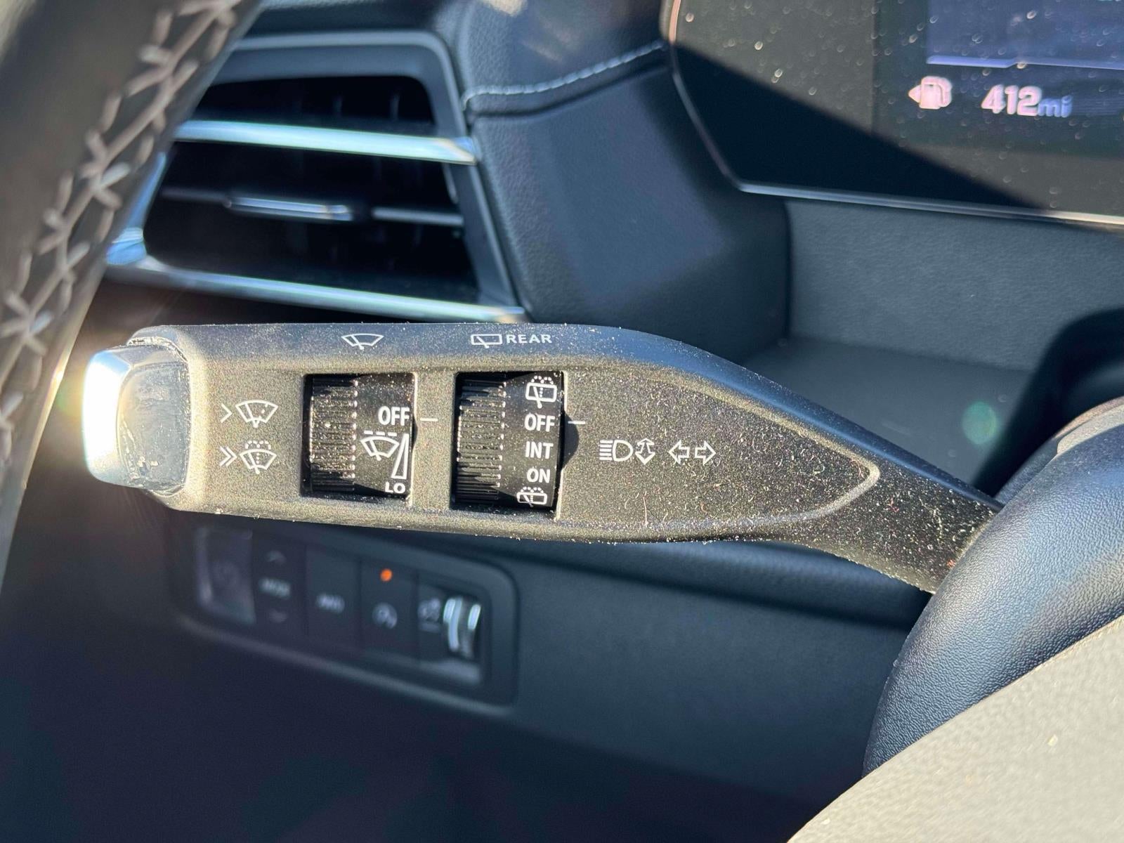 2025 Chevrolet Traverse AWD LT