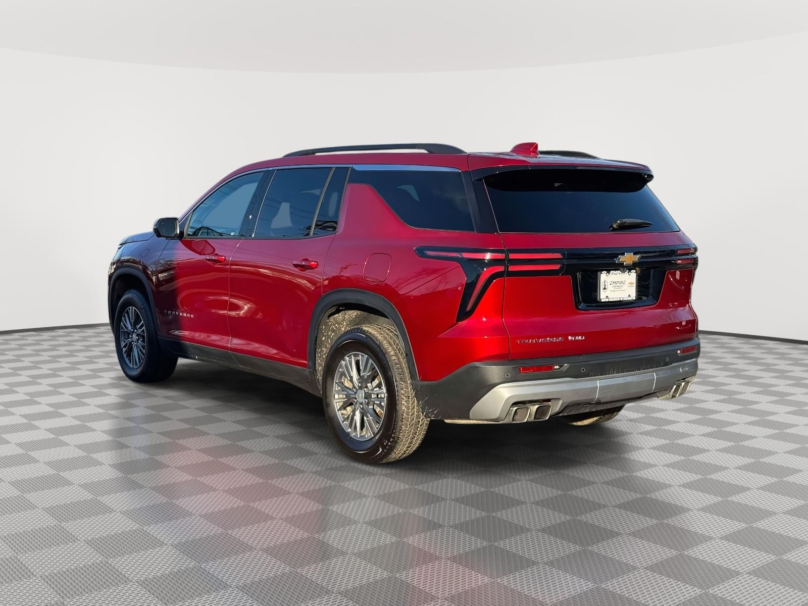2025 Chevrolet Traverse AWD LT