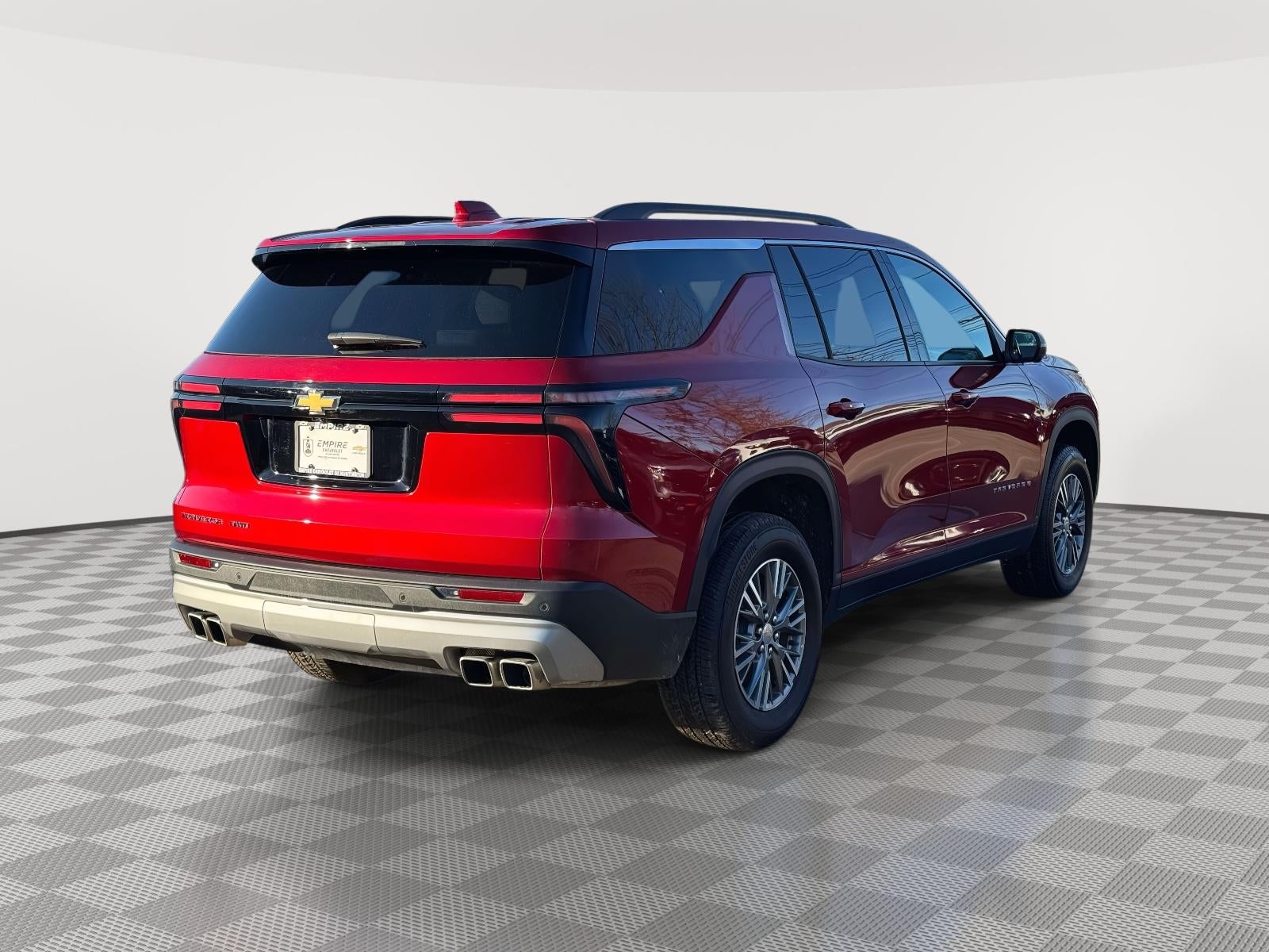 2025 Chevrolet Traverse AWD LT