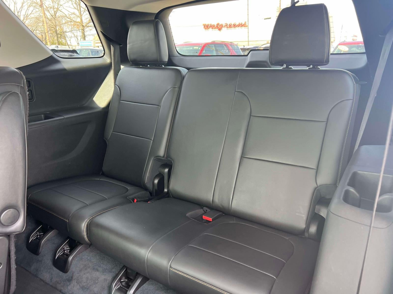 2021 Chevrolet Traverse AWD LT Leather