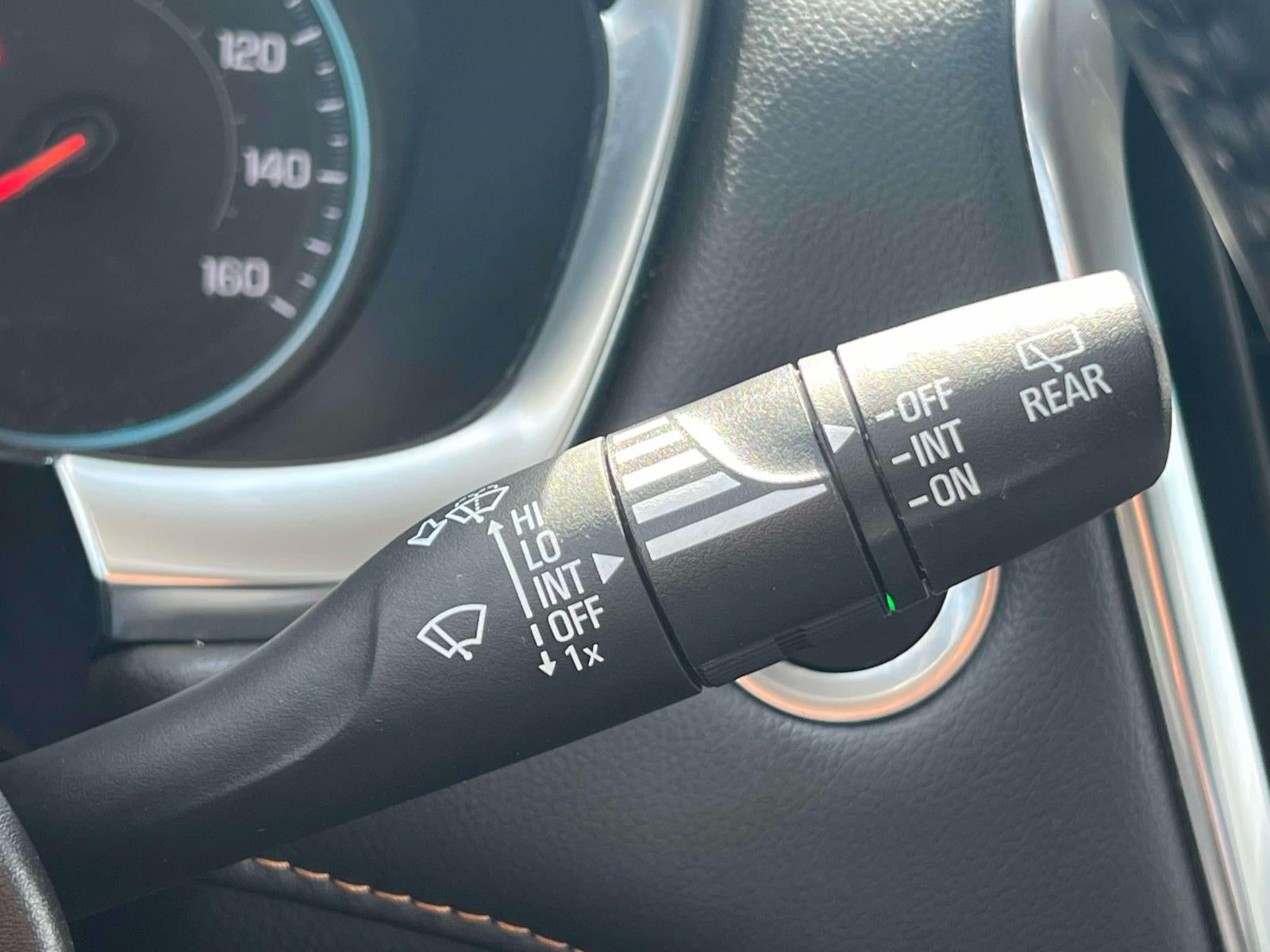 2021 Chevrolet Traverse AWD LT Leather