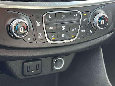 2021 Chevrolet Traverse AWD LT Leather