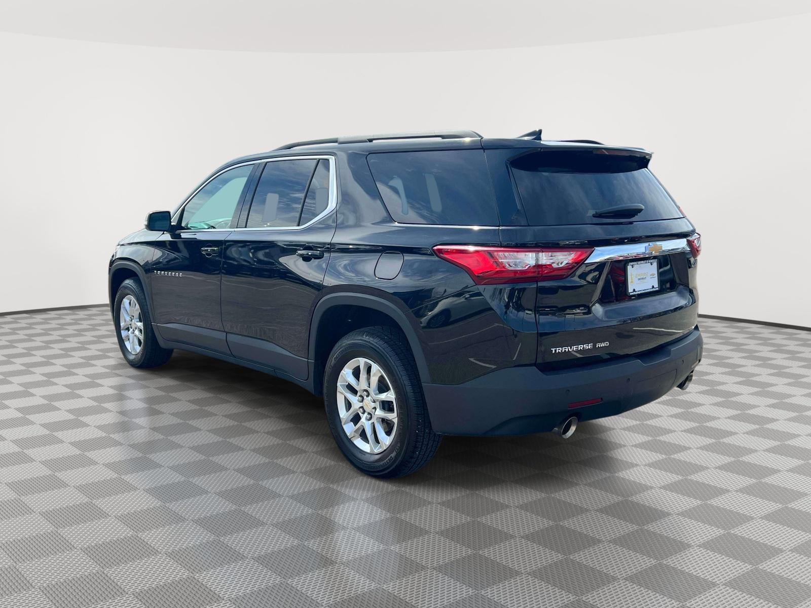 2021 Chevrolet Traverse AWD LT Leather