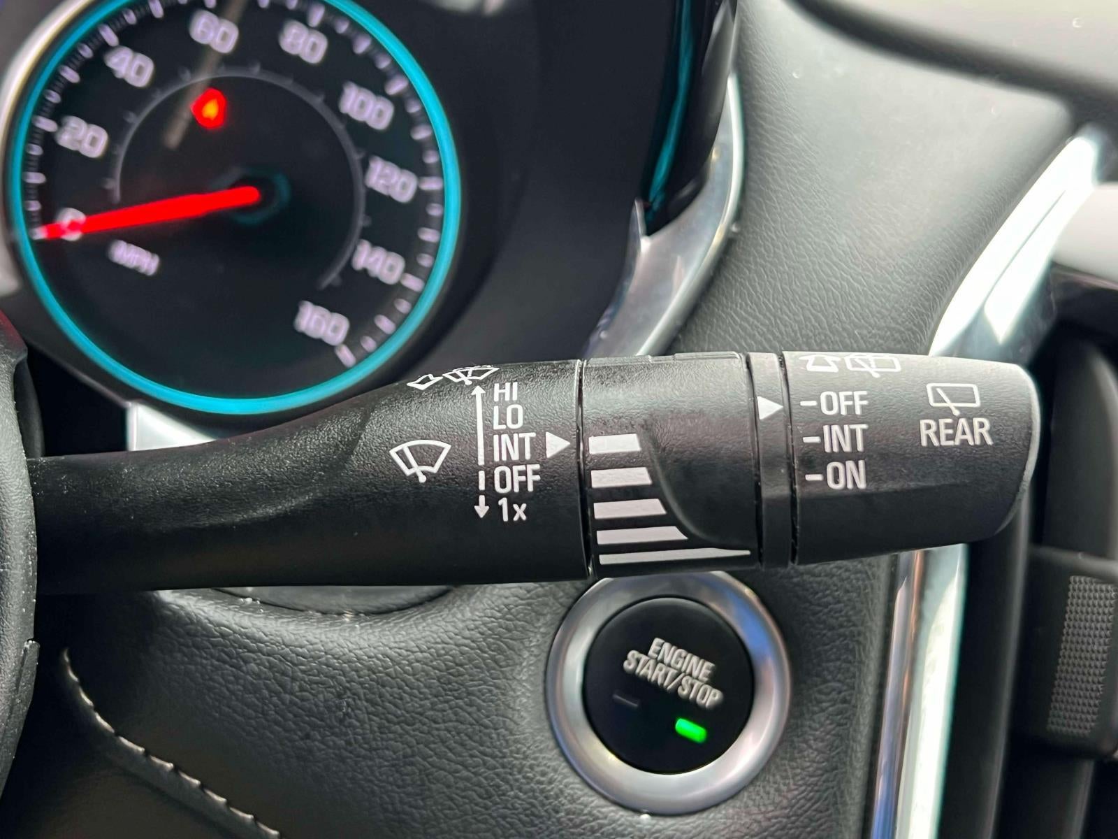 2023 Chevrolet Traverse AWD LT Leather