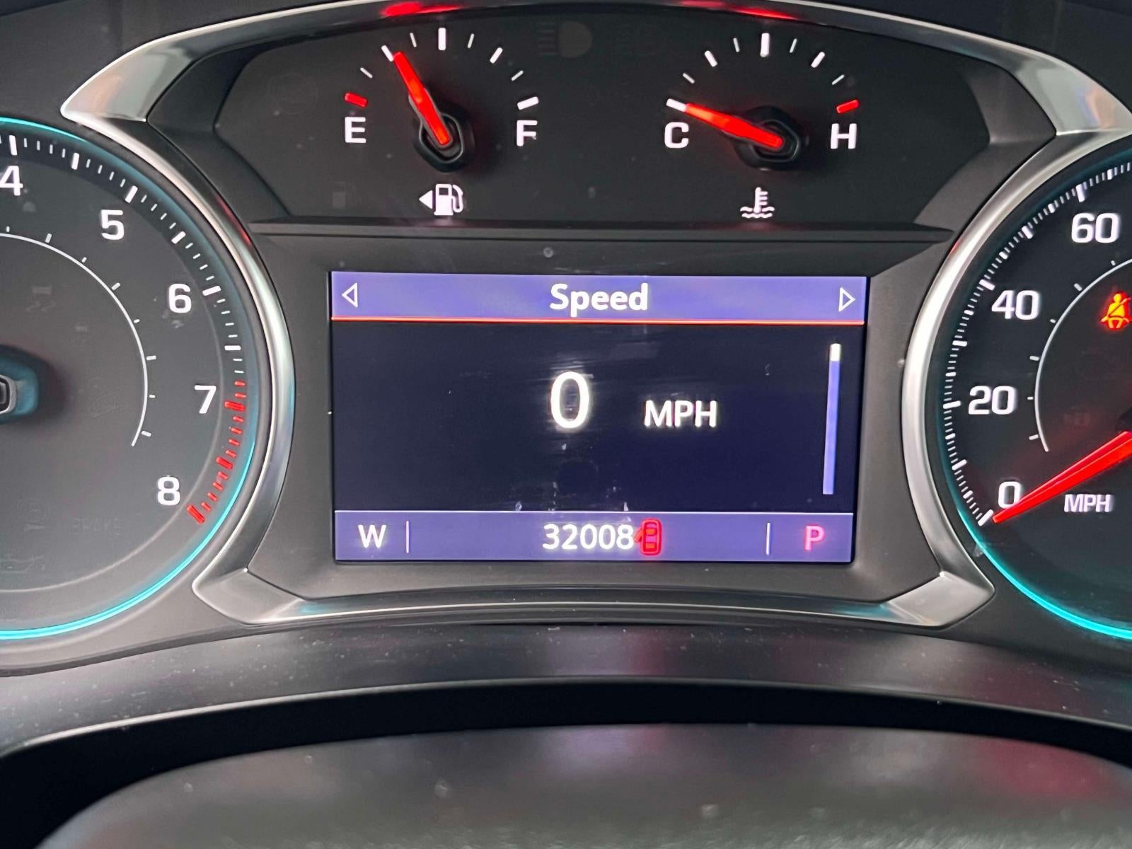 2023 Chevrolet Traverse AWD LT Leather