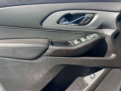 2023 Chevrolet Traverse AWD LT Leather