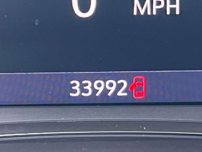 2023 Chevrolet Traverse AWD LT Leather