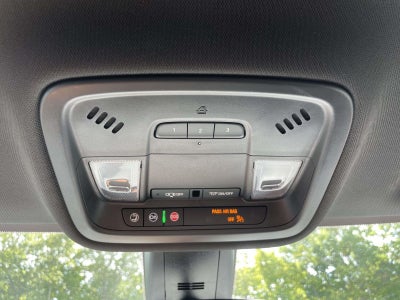 2023 Chevrolet Traverse AWD LT Leather