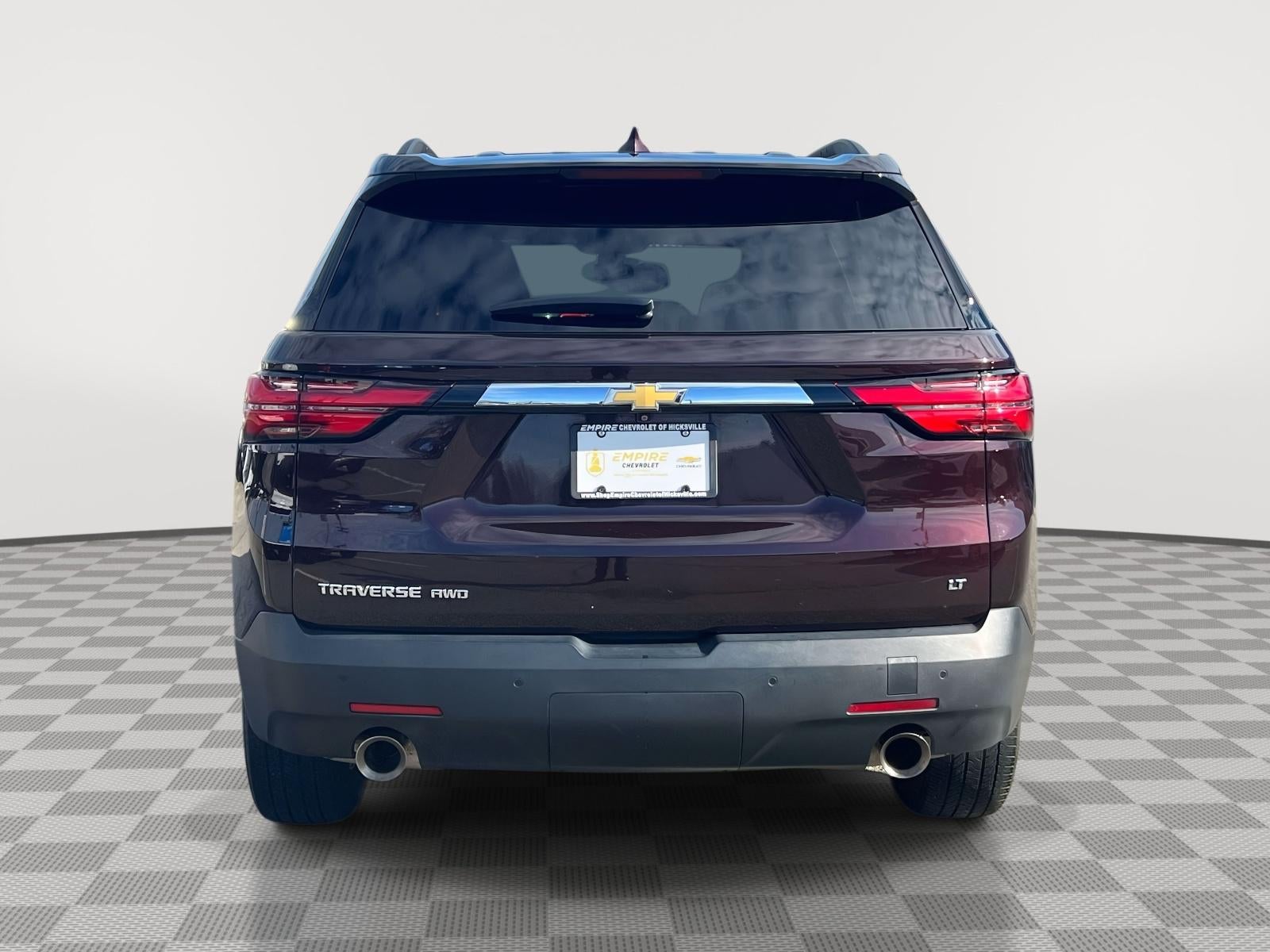 2023 Chevrolet Traverse AWD LT Leather
