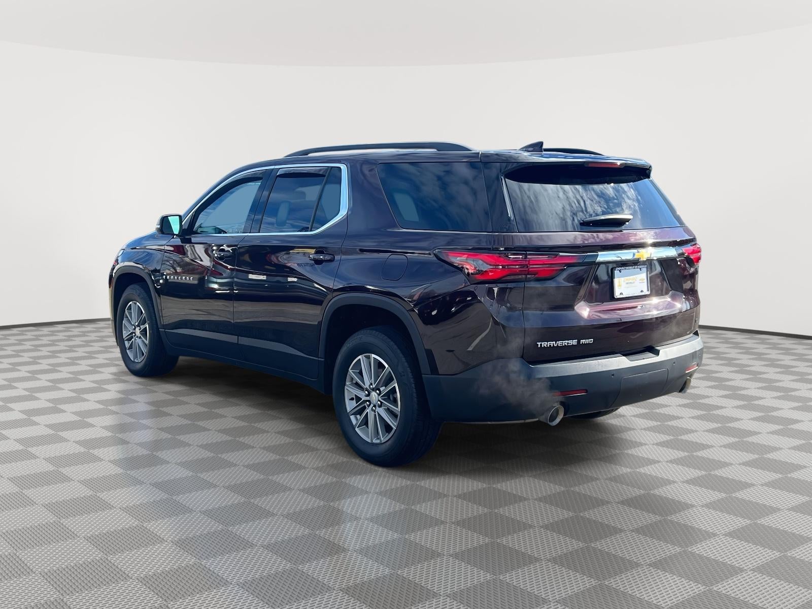 2023 Chevrolet Traverse AWD LT Leather