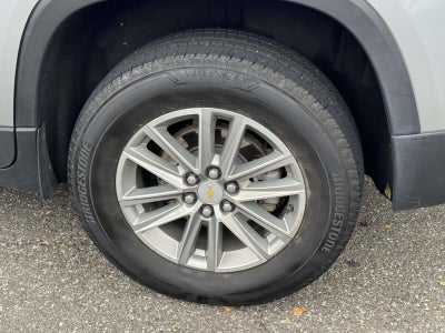 2023 Chevrolet Traverse AWD LT Leather