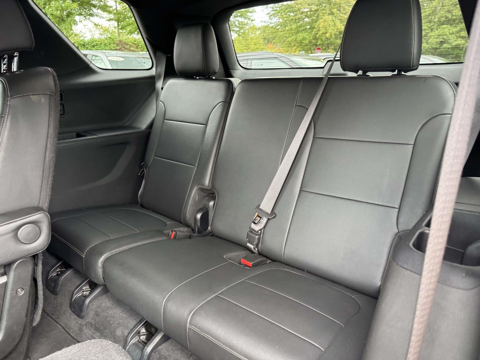 2023 Chevrolet Traverse AWD LT Leather
