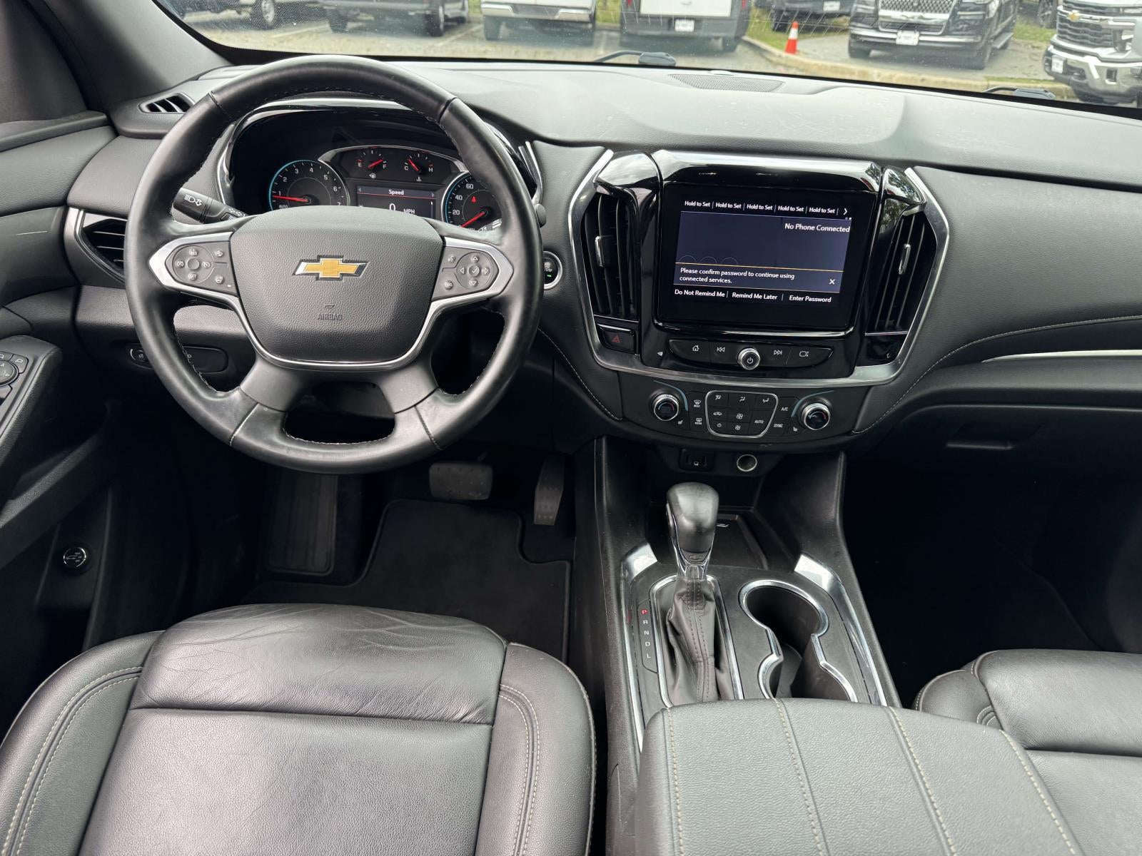2023 Chevrolet Traverse AWD LT Leather