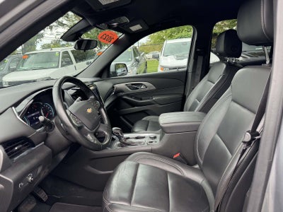 2023 Chevrolet Traverse AWD LT Leather