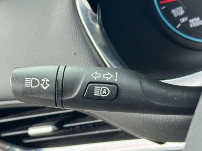 2023 Chevrolet Traverse AWD LT Leather