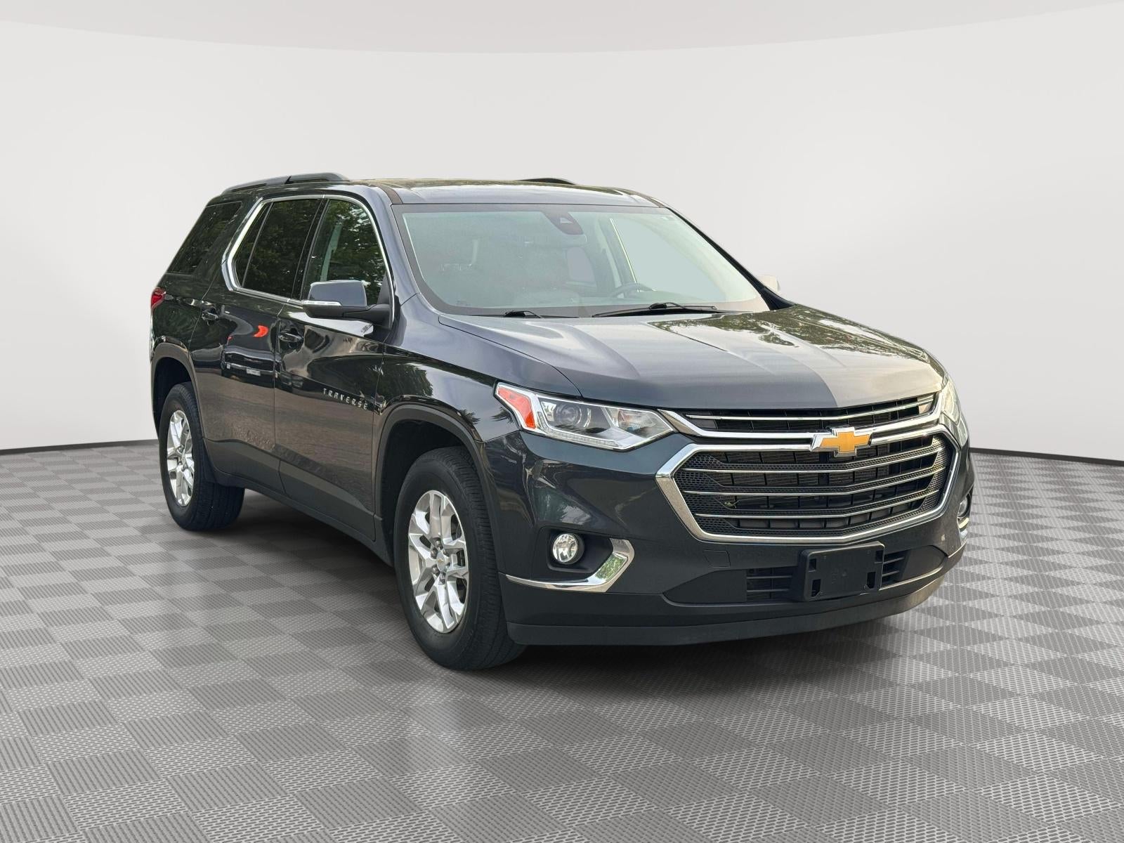 2021 Chevrolet Traverse AWD LT Leather