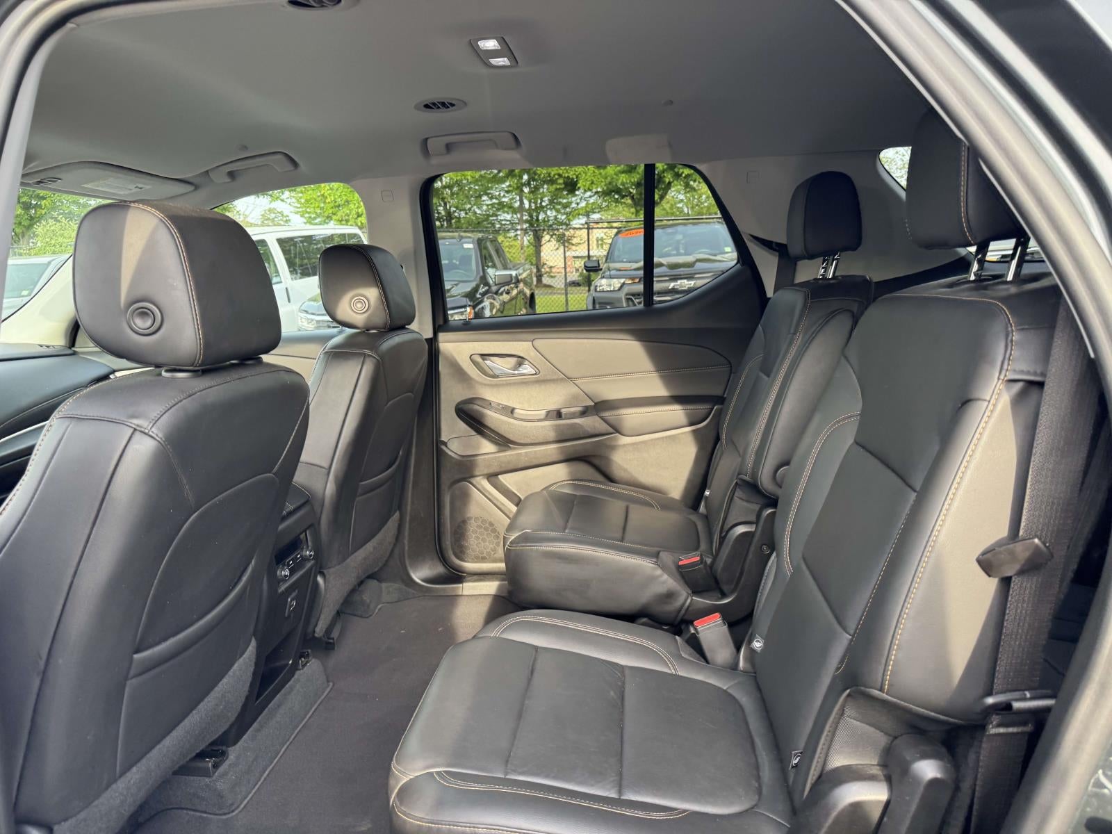 2021 Chevrolet Traverse AWD LT Leather