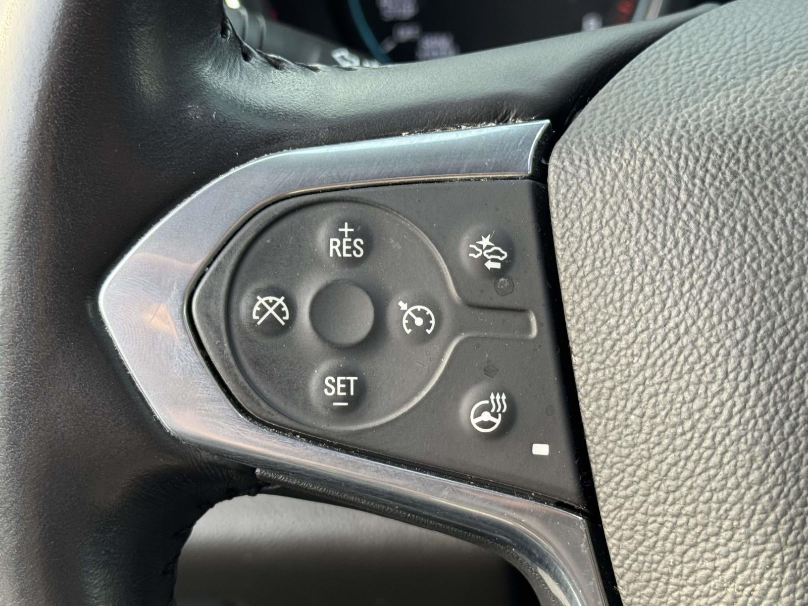 2021 Chevrolet Traverse AWD LT Leather