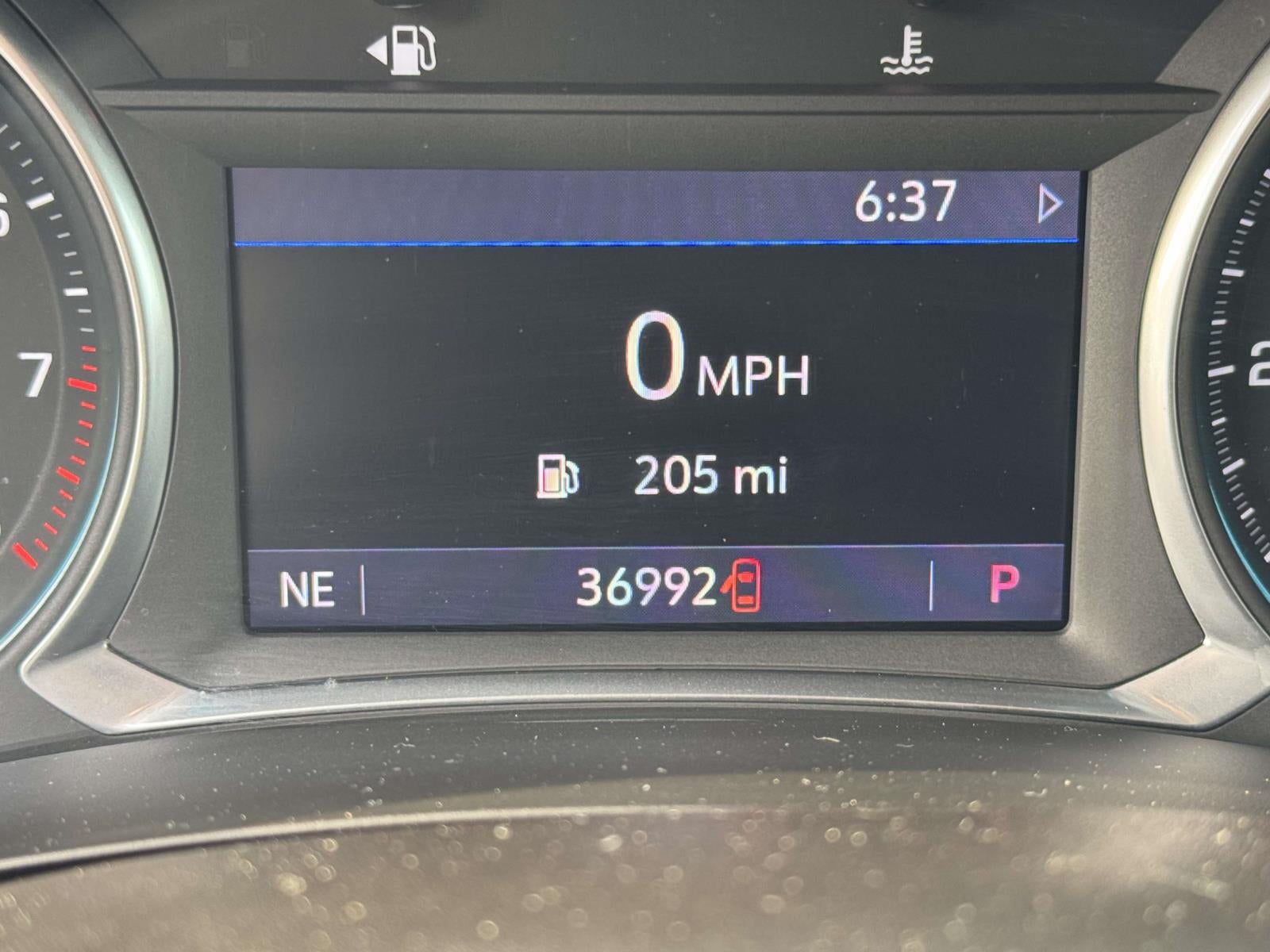 2021 Chevrolet Traverse AWD LT Leather