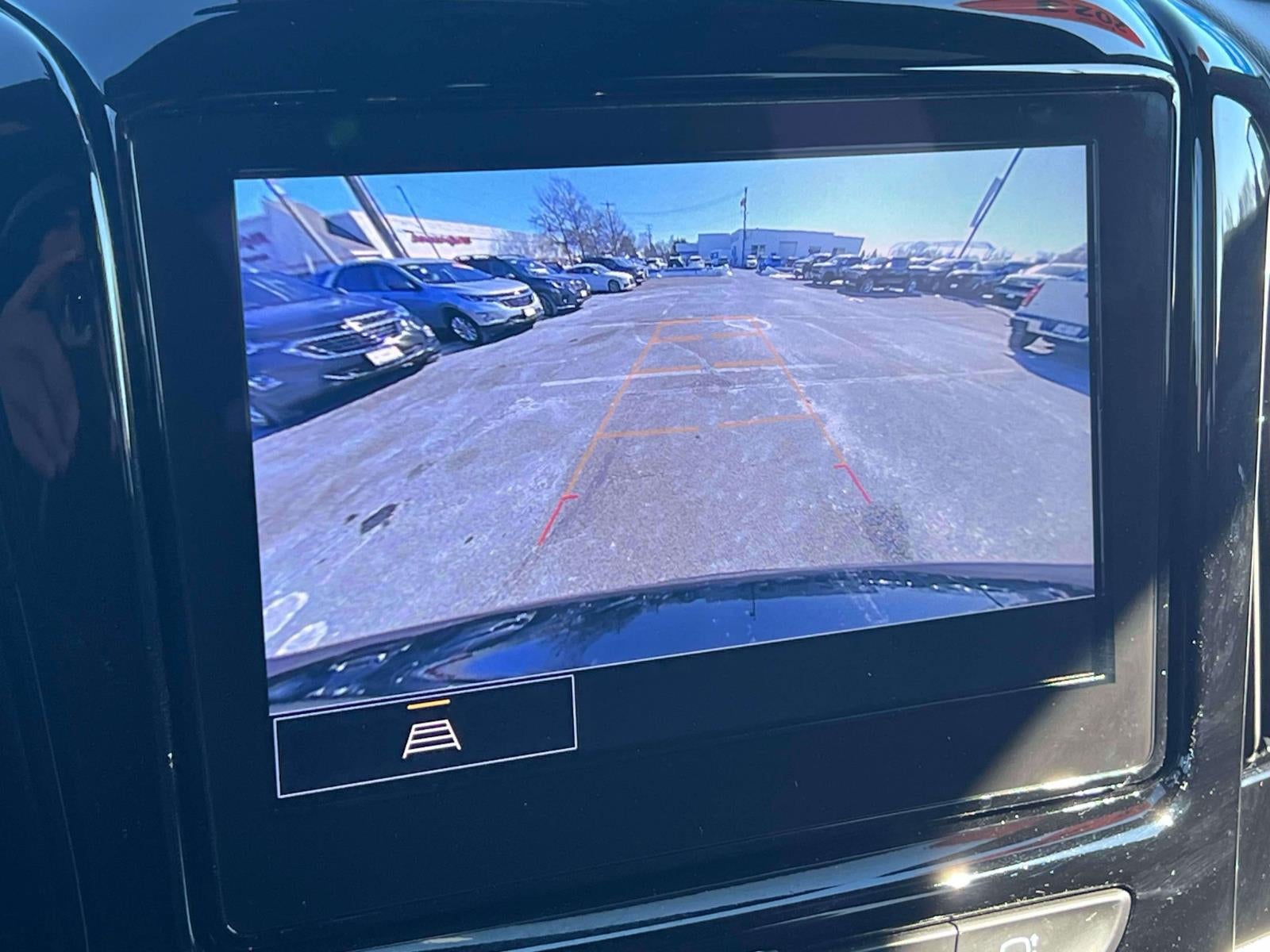 2023 Chevrolet Traverse AWD LT Leather