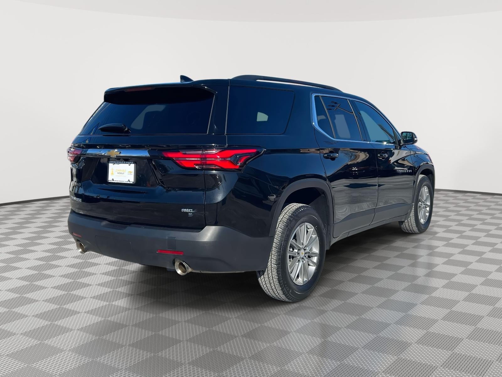 2023 Chevrolet Traverse AWD LT Leather