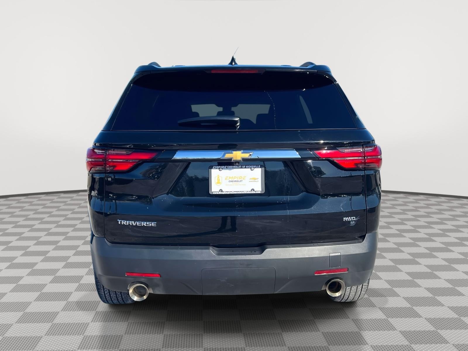 2023 Chevrolet Traverse AWD LT Leather