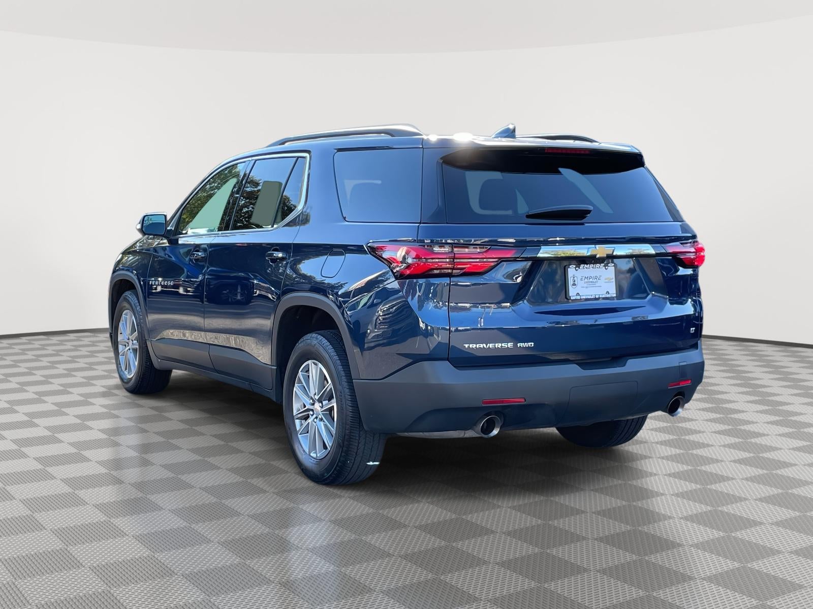 2023 Chevrolet Traverse AWD LT Leather