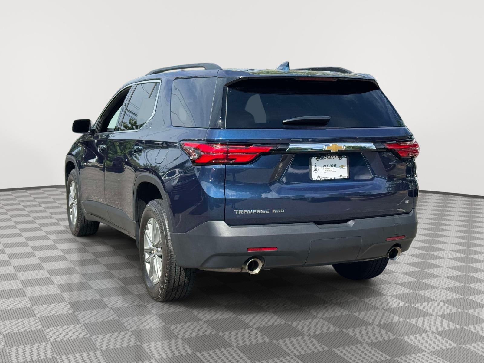 2023 Chevrolet Traverse AWD LT Leather