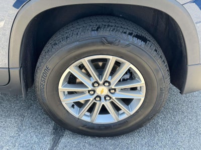 2023 Chevrolet Traverse AWD LT Leather